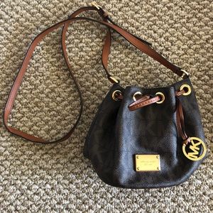 Michael Kohrs crossbody bag